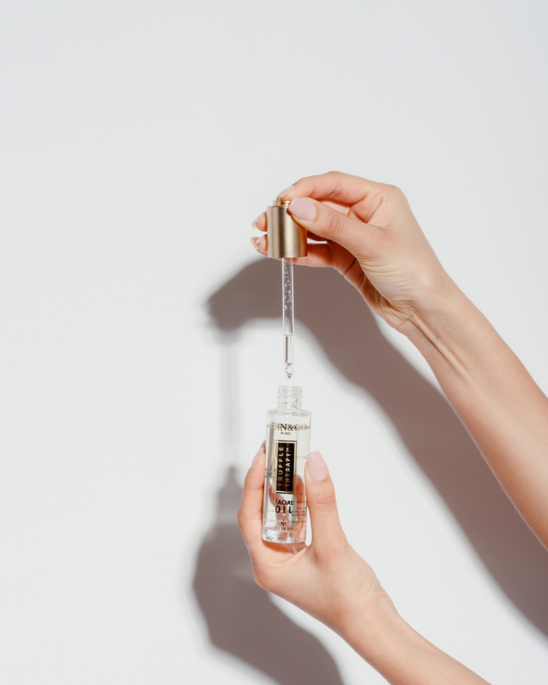 TRUFFLE THERAPY ULTRA PURE FACIAL OIL