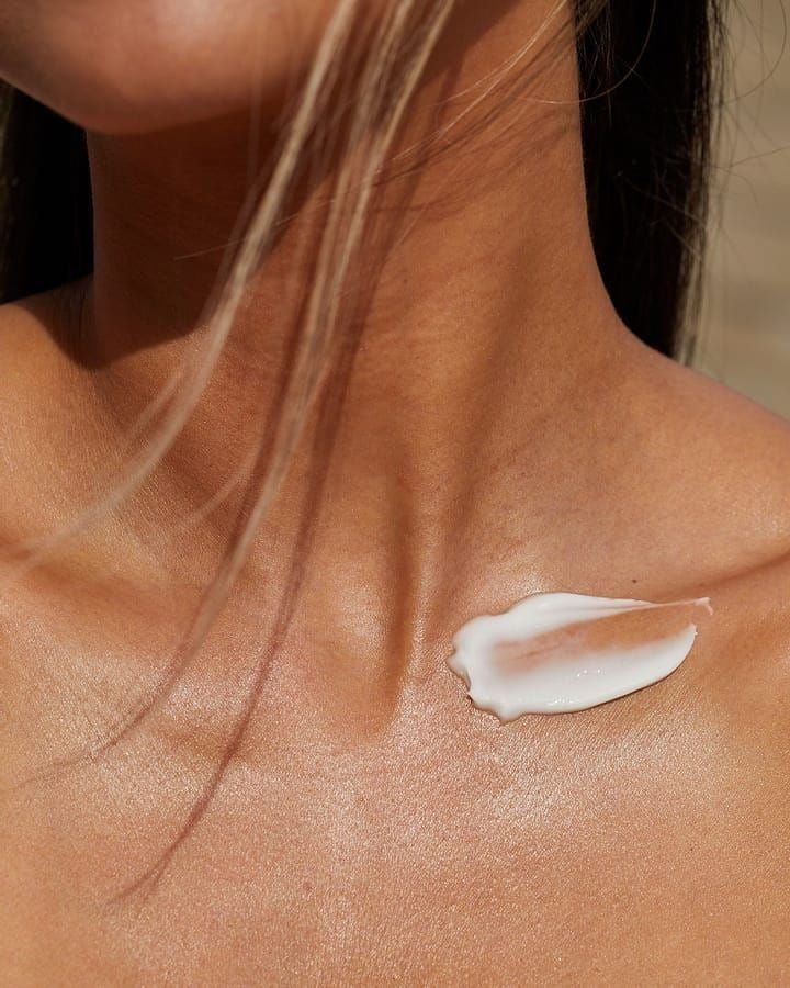 THE DIVINE CREAM BODY CRÈME